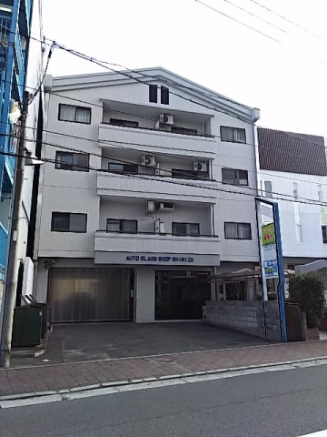 清水ビルの外観
