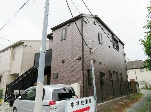 グランデ都立大の外観