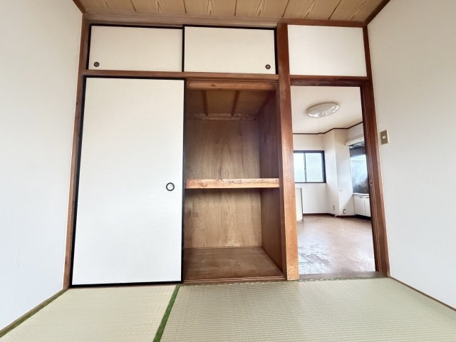 和室収納