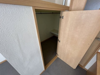 明るい色調の室内です