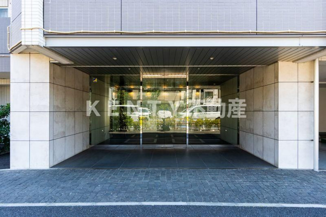 【エントランス】 | ジェノヴィア本羽田スカイガーデン | 建物の内部です