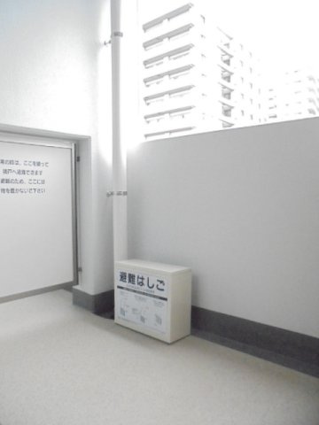 落ち着いた時間を過ごせるバルコニーです