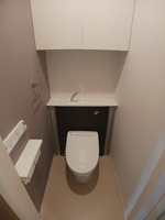 清潔感のあるトイレです