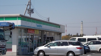 ファミリーマート市原岩崎店まで450m
