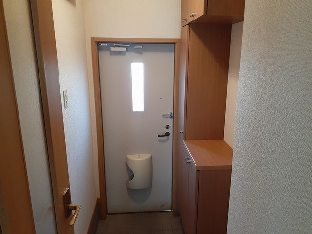 シンプルで使いやすい玄関です