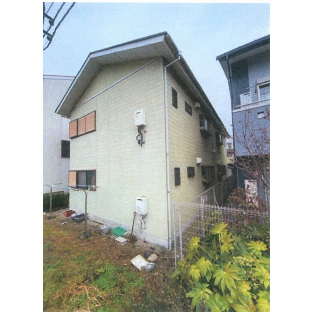 落ち着いた雰囲気の外観です