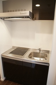 コンパクトなキッチンで掃除もラクラク