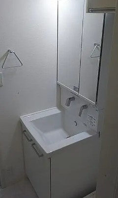 Charmantの独立洗面台|※別部屋参考画像