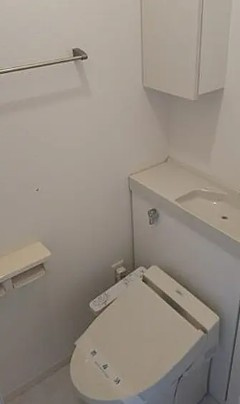 Charmantのトイレ|※別部屋参考画像