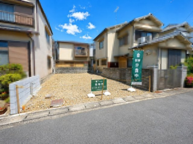 向日市森本町石田　　の外観|前道との高低差がなく、ご希望の建築プランが立てやすい敷地です！