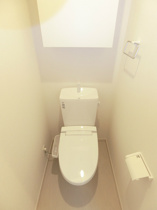 コンパクトで使いやすいトイレです