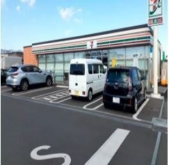 セブンイレブンまで230m