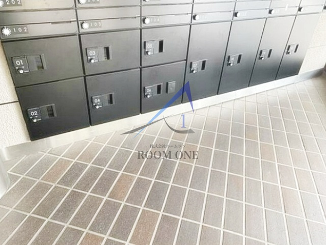 コーポ小石川のその他共用部分|宅配ボックスです。