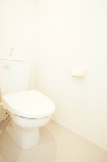 シンプルで使いやすいトイレです