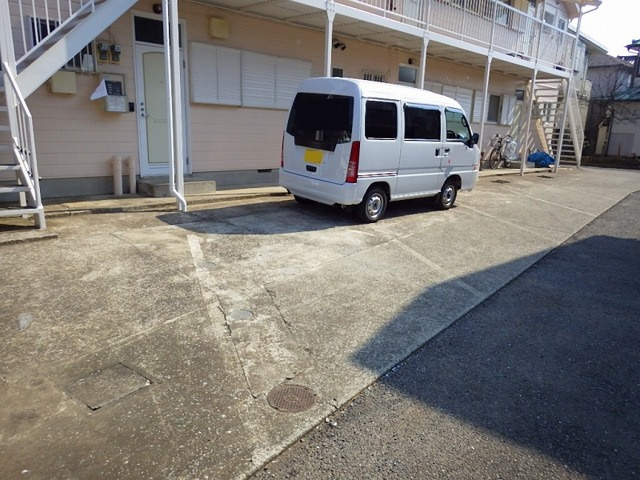 駐車場に車を止められます