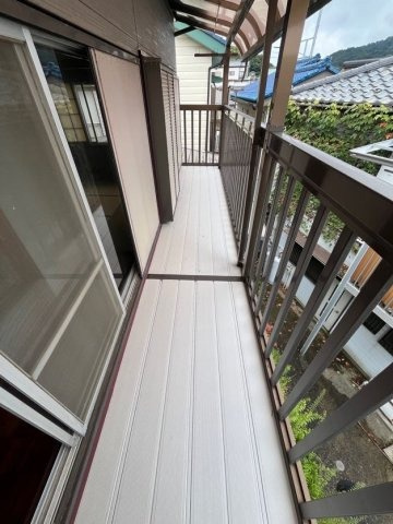 陽当たり良好なバルコニーです