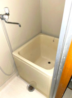 日々の疲れを癒すお風呂付です
