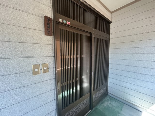 26/7/7商談中　戸建　飛騨市神岡町館野町　500万（2026/4/29新規）の玄関