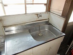 山中アパートのキッチン