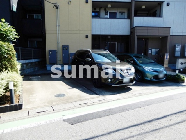 Ilsole土呂町の駐車場|敷地内駐車場。