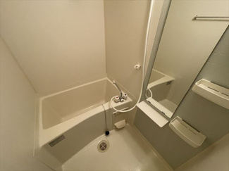 【浴室】 | セレノ・カーサ | ※同建物別部屋の写真、反転タイプになります。
