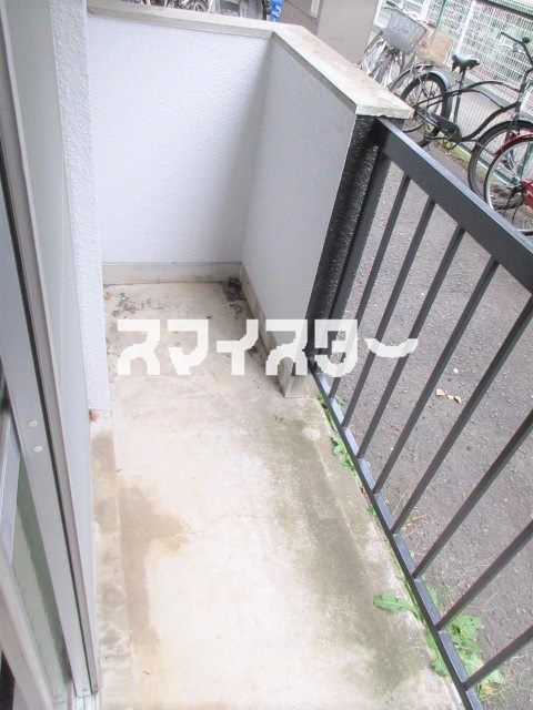 立川市高松町１丁目の賃貸マンションのバルコニー