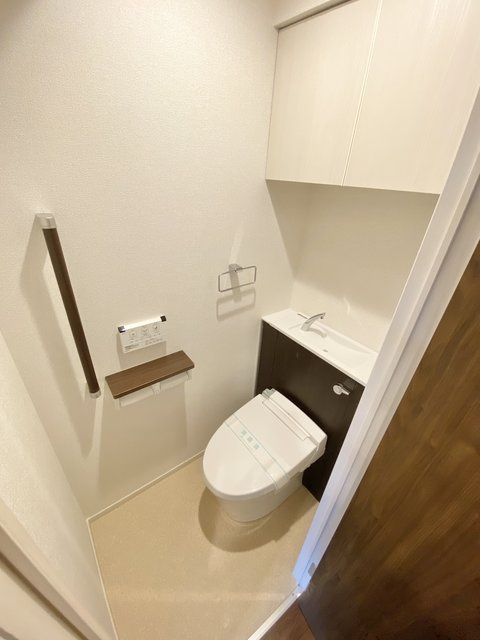 サンドリームのトイレ|402号室の写真です