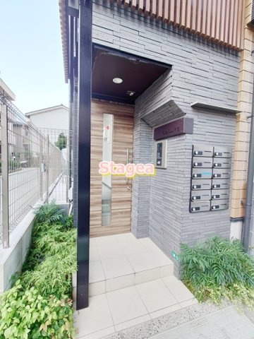 Villabrise常盤のエントランス
