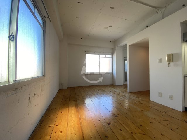 GARRET南堀江の居間・リビング|GARRET南堀江（ガレット南堀江）　洋室