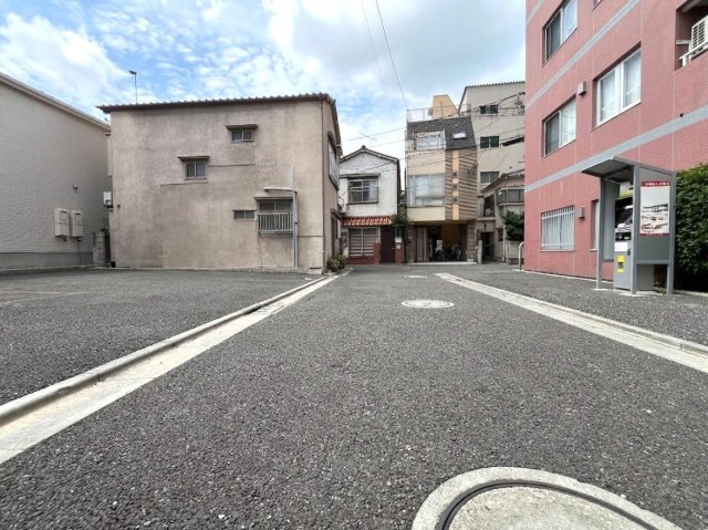 北区上十条4丁目 限定1区画の前面道路含む現地写真|お車の往来も少なく安心の道路
暮らしやすさと大会利便性を兼備えた好立地です