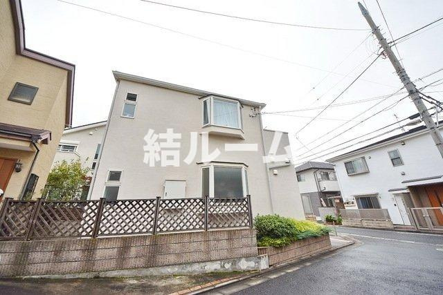 練馬区富士見台２丁目のアパートのエントランス