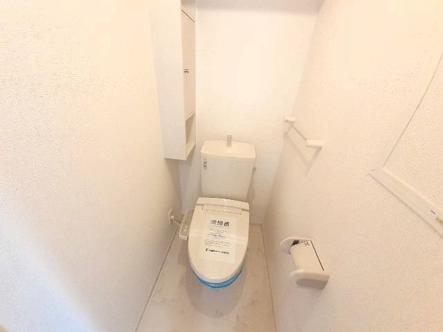 フェリオＡのトイレ|落ち着いたトイレです