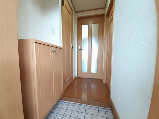 ハミングバード上吉田の玄関|明るい玄関です