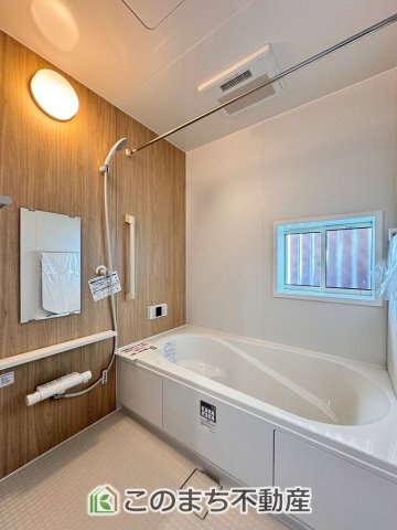 ハートフルタウン宇都宮市若草4丁目2665番の浴室|同社施工物件の写真です。※建具やフローリング、その他仕様が異なる場合がございます。