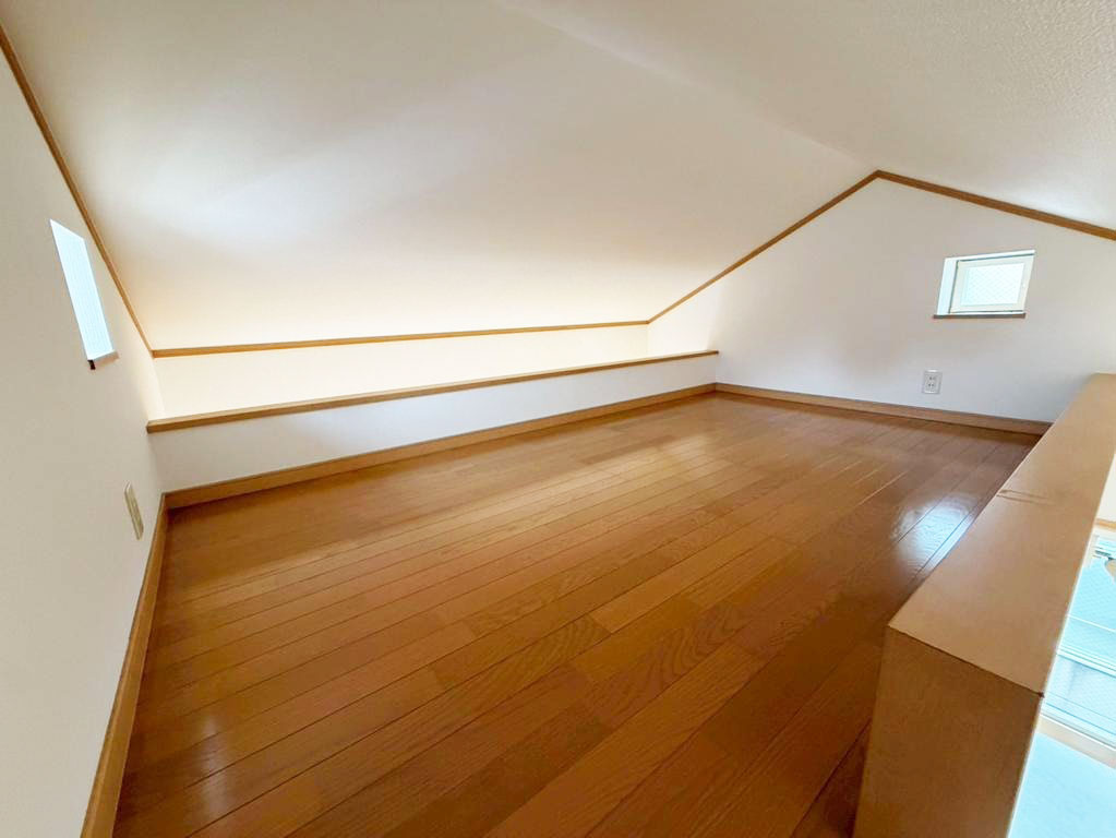 大阪市淀川区加島3丁目中古一戸建て｜4LDK＋駐車1台可の収納|ライフスタイルに合わせて自由に使えるロフト空間です。