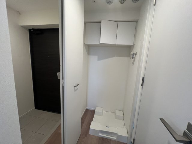 SYFORME SHINKOYASUの玄関|※同タイプ参考写真です（カラータイプが異なる場合がございます）
