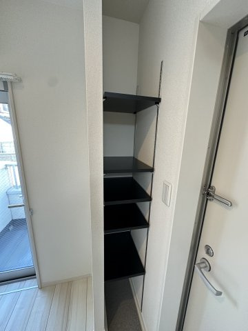 アスターハウスの玄関|別部屋写真参考