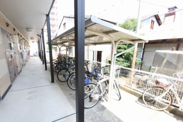 レオパレス西原のその他