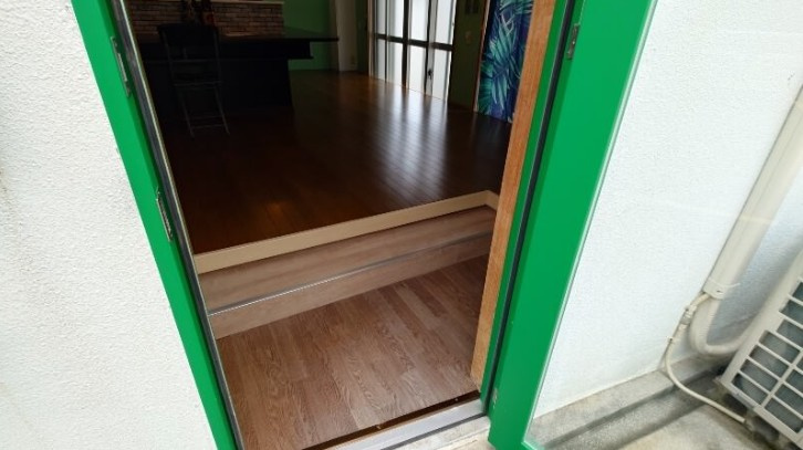 メゾン成の内装
