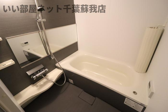 サウスヒルズ　Ⅱの浴室|落ち着いた空間のお風呂です