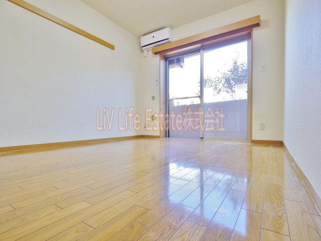 リヴェールの洋室