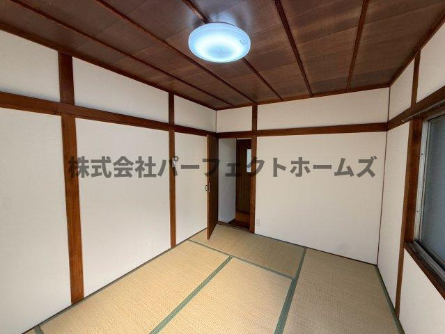 点野5丁目戸建　賃貸の和室|和室、ちょっとしたくつろぎスペースにいかがでしょうか