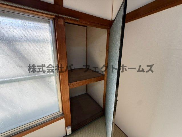点野5丁目戸建　賃貸の収納|小物を収納するのに便利です
