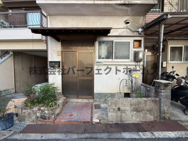 点野5丁目戸建　賃貸の玄関|玄関です