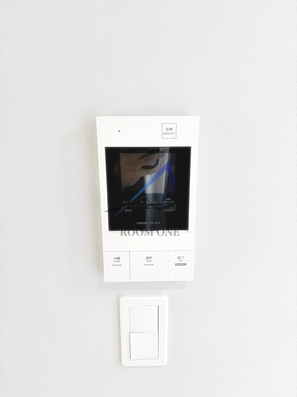 SQUARE MINAMISENJUのセキュリティ|モニター付きインターホンです。