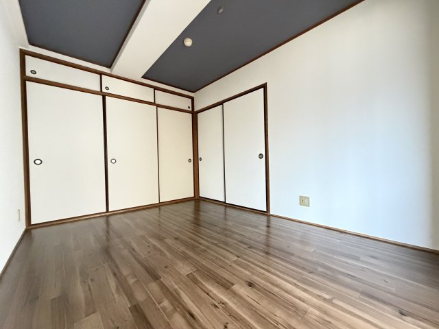 メジェーム住吉の寝室