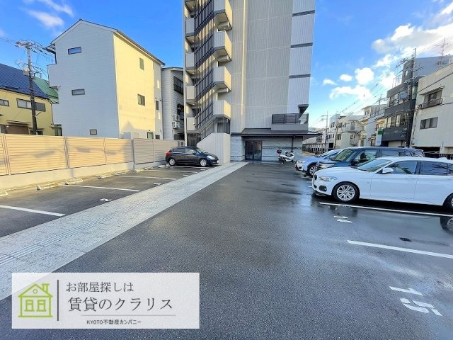 プレデコート西京極