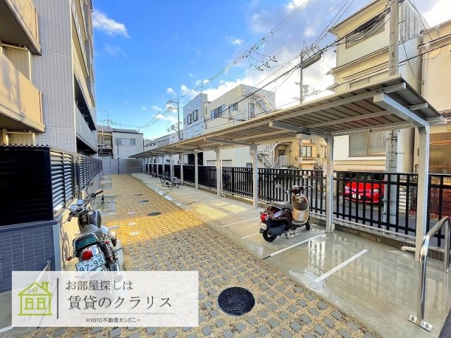 プレデコート西京極