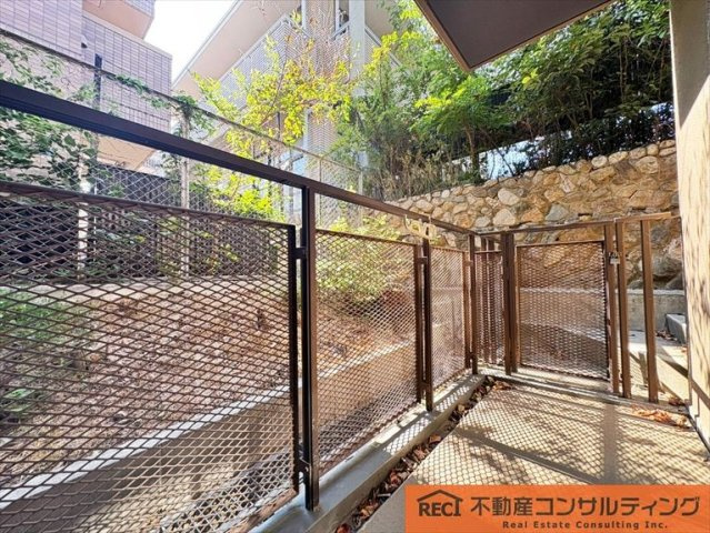 朝日プラザ六甲Ⅱのバルコニー
