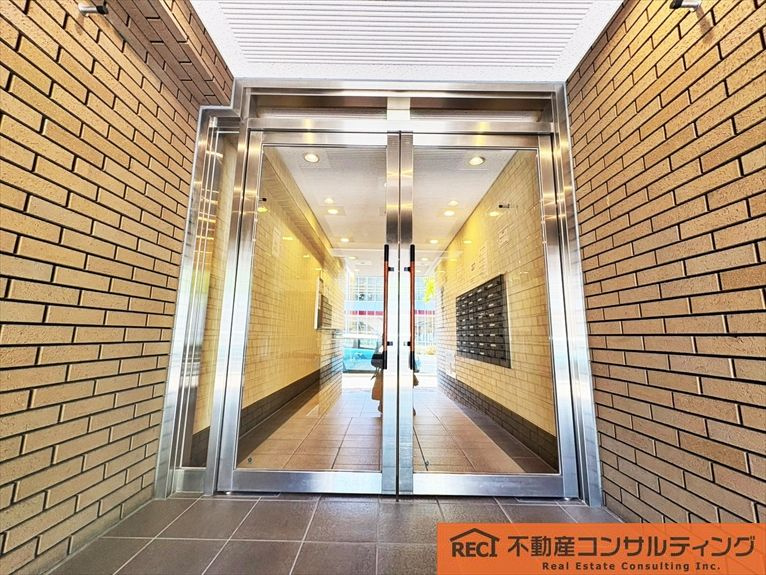 朝日プラザ六甲Ⅱの玄関